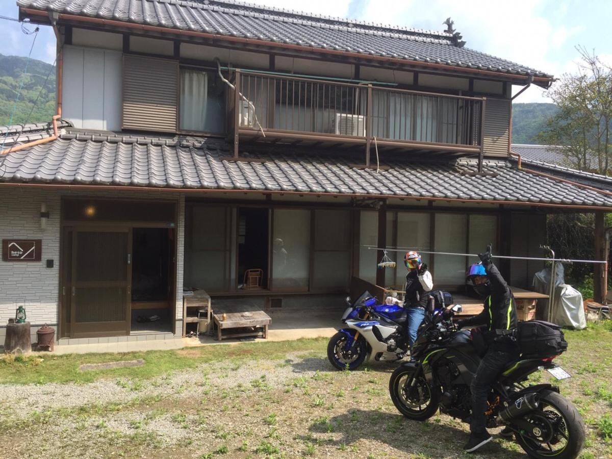 四国旅行のhub拠点 古民家ゲストハウス Heso Camp Миёси Экстерьер фото